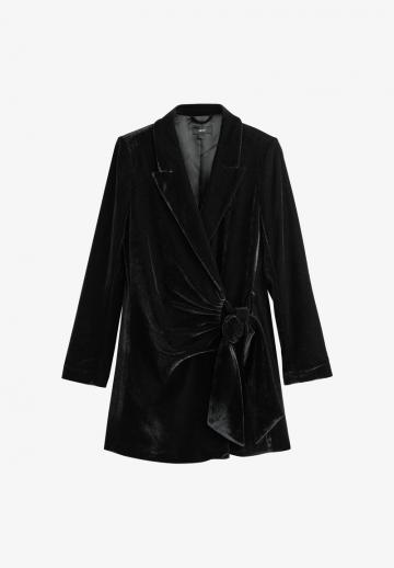 Короткое платье