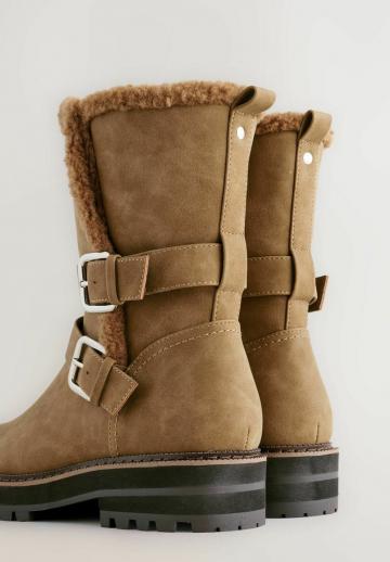 Широкие сапоги