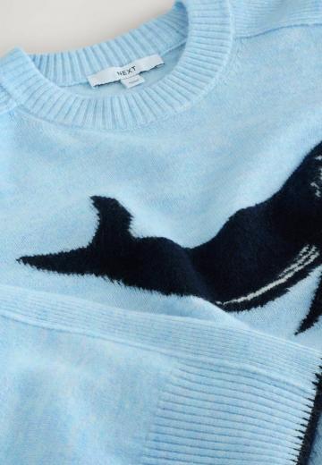 Пуловер в полоску