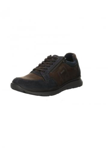 Ботинки на шнуровке