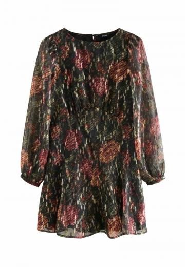 Короткое платье