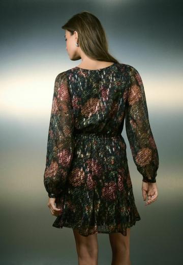 Короткое платье