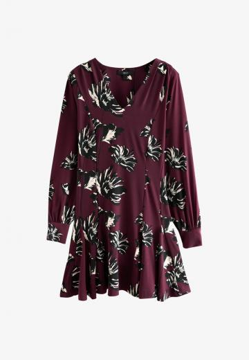 Короткое платье