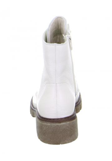 Ботинки на шнуровке