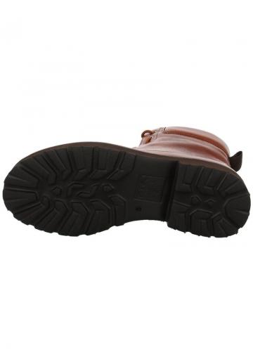 Ботинки на шнуровке