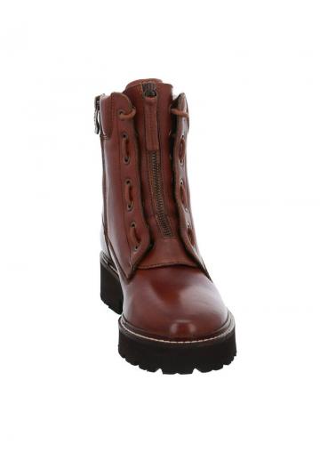 Ботинки на шнуровке