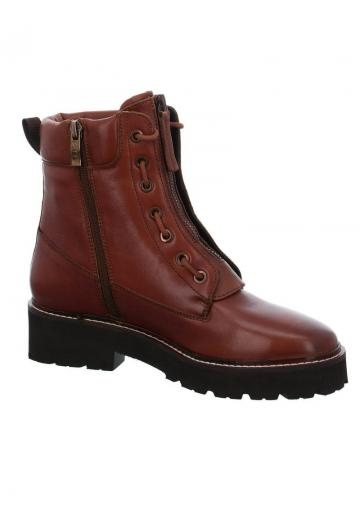 Ботинки на шнуровке