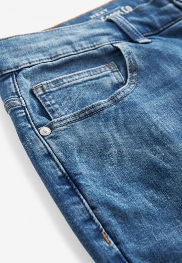 Узкие джинсы