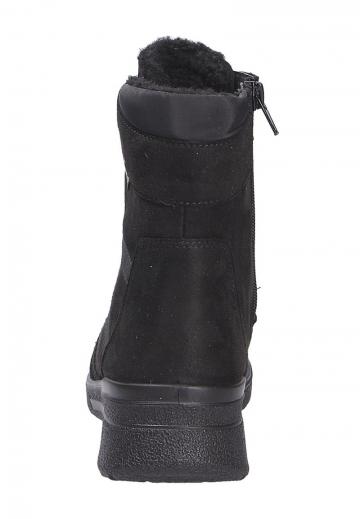 Зимние ботинки