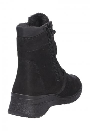 Зимние ботинки