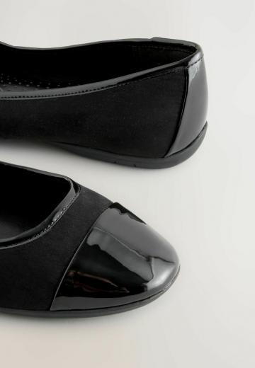 Спортивные балетки