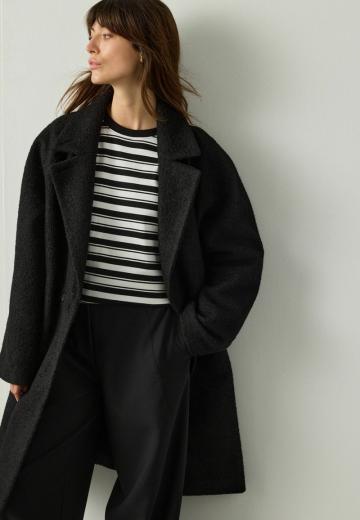 Короткое пальто