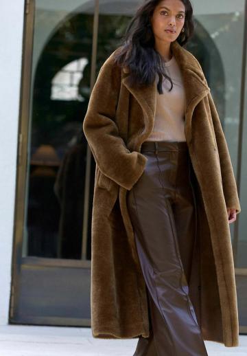 Шерстяное пальто