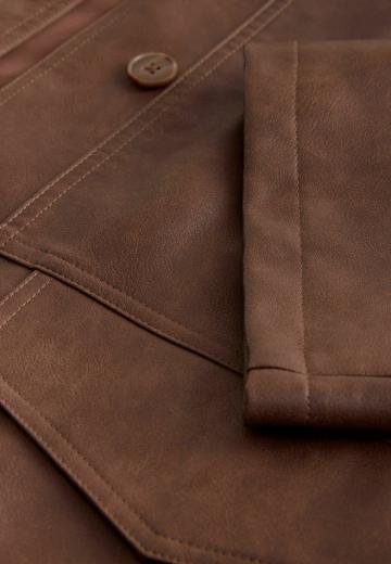 Пальто из искусственной кожи