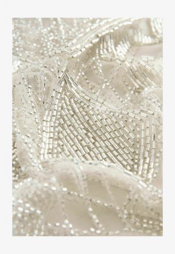 Блузка без рукавов