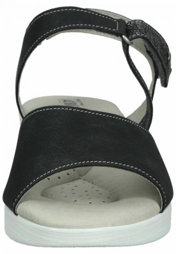 Босоножки на танкетке