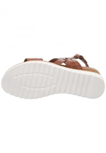 Босоножки на танкетке