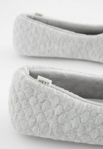 Спортивные балетки