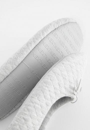 Спортивные балетки