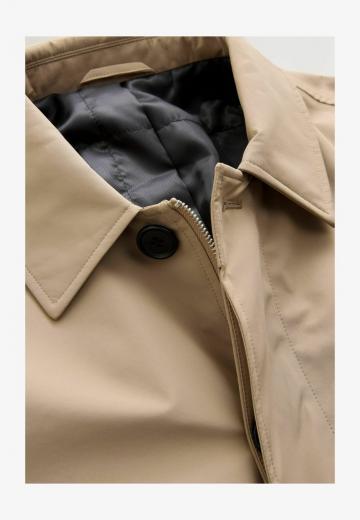 Куртка-дождевик