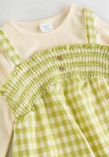 Набор одежды