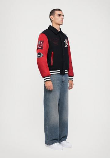 Куртка бомбер