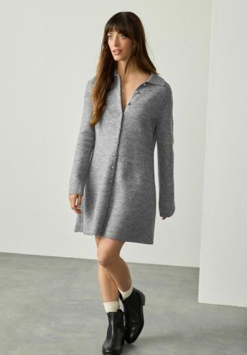 Вязаное платье