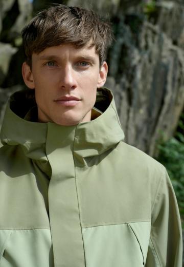 Куртка-дождевик