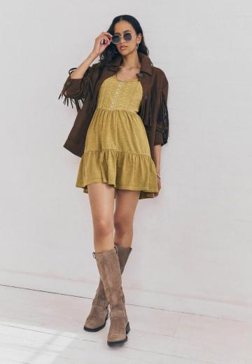 Короткое платье