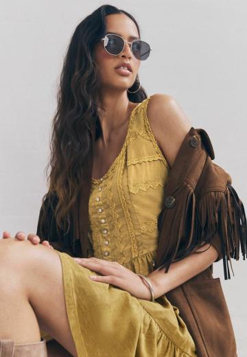 Короткое платье