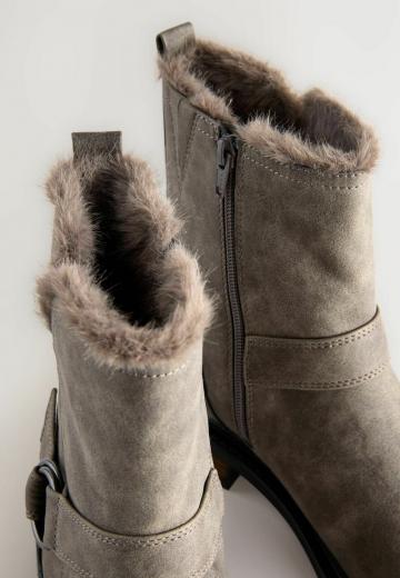 Широкие сапоги