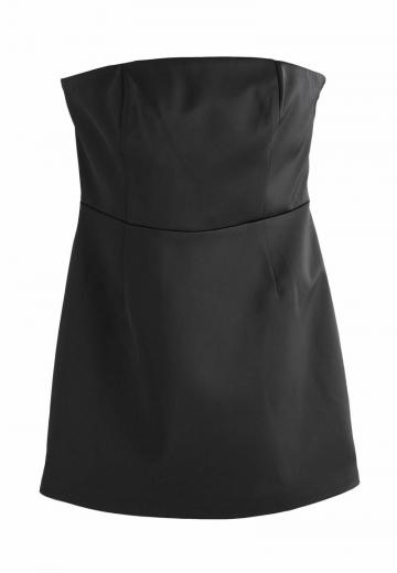 Короткое платье