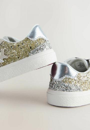 Детская обувь