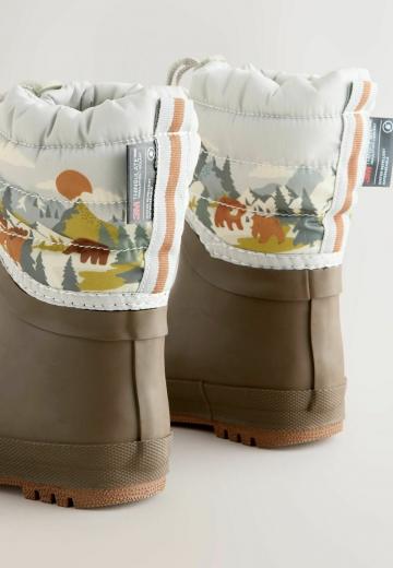 Резиновые сапоги