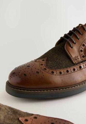 Ботинки на шнуровке