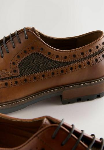 Ботинки на шнуровке