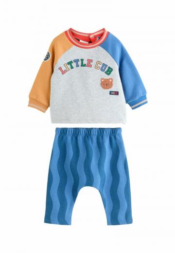 Набор одежды