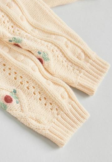 Вязаная кофта