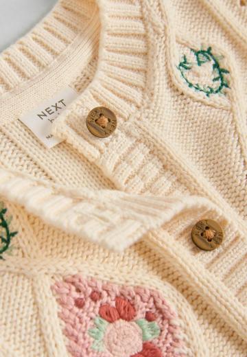 Вязаная кофта