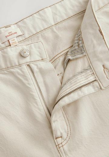 Прямые джинсы