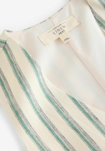 Джинсовая жилетка