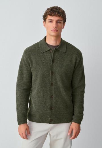 Вязаная кофта