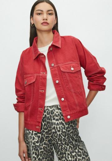 Джинсовая куртка