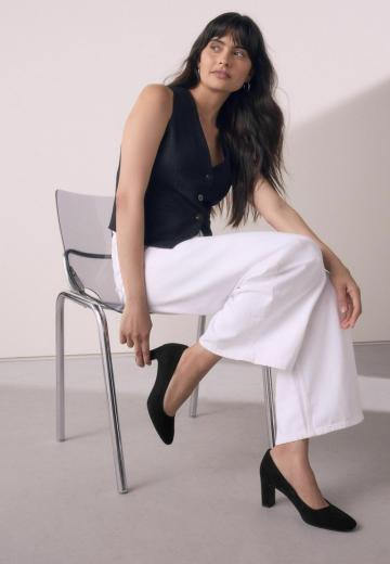 Туфли с высоким носом