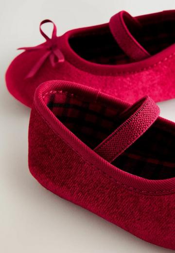 Детская обувь