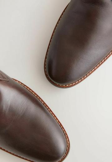 Ботинки на шнуровке