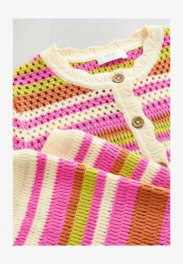 Вязаная кофта