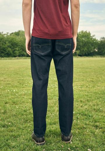 Прямые джинсы