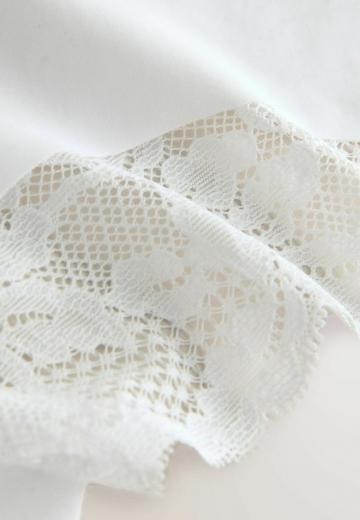 Трусы на бедрах