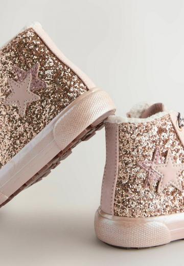 Детская обувь